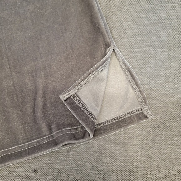 Wishlist Womens Grey Velvet Relaxed Cuffed Sleeve Top T5031KS Size M/L - Picture 4 of 8